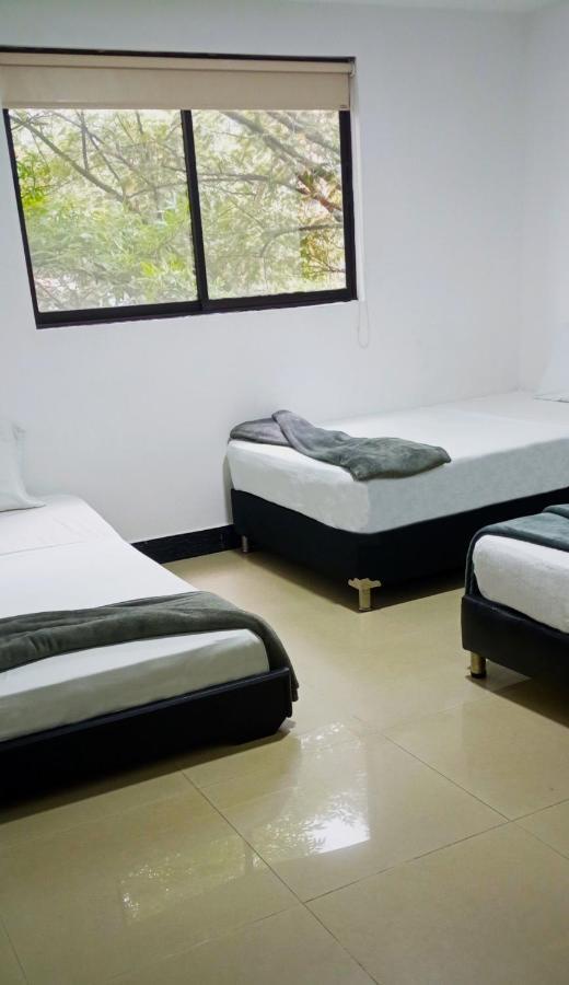 Hotel Girasol 70 Меделин Екстериор снимка