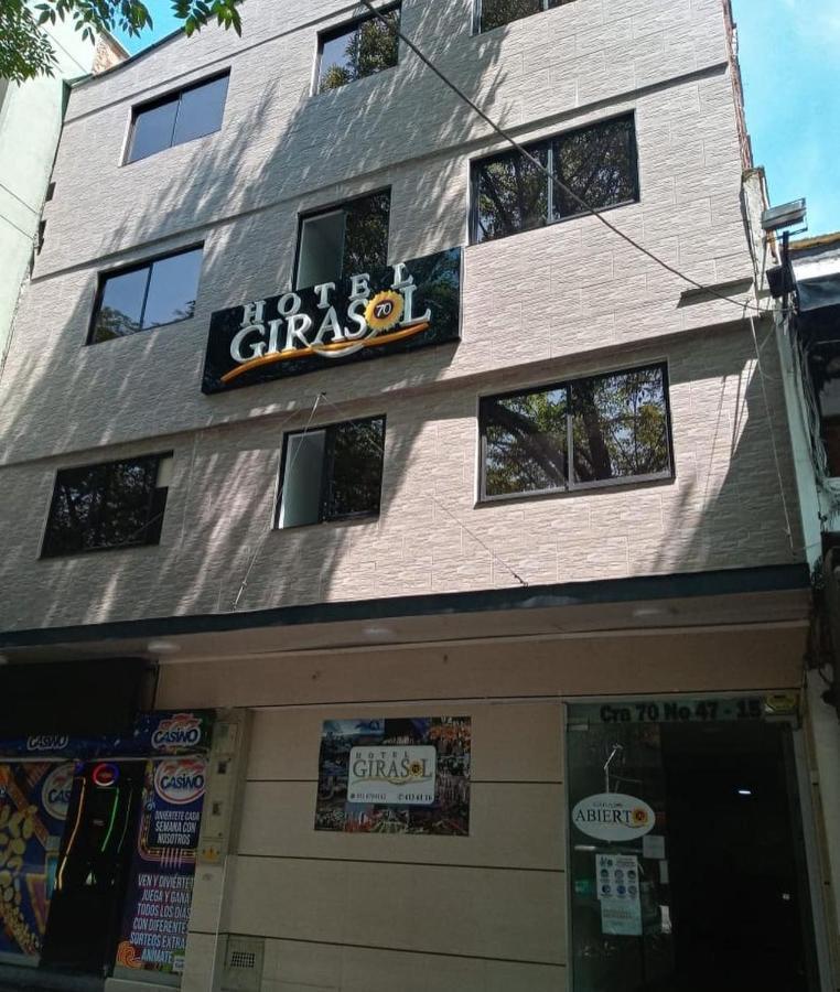 Hotel Girasol 70 Меделин Екстериор снимка